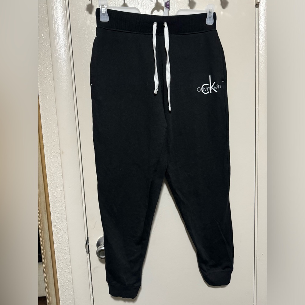 Women’s medium Calvin Klein sweatpants